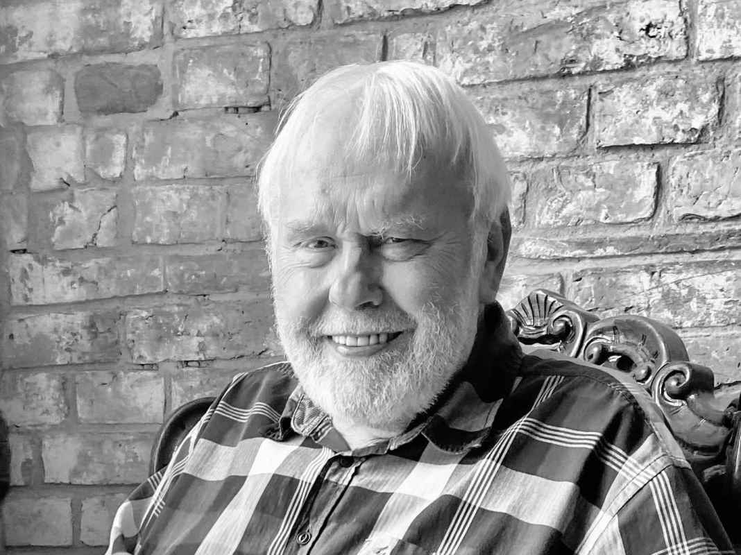 Portraits des verstorbenen Eisenberger Ehrenbürgers Gunther Emmerlich.